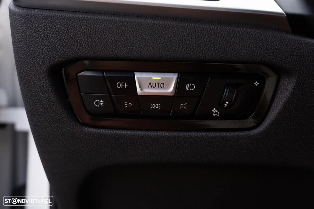 BMW i4 eDrive40 - 46