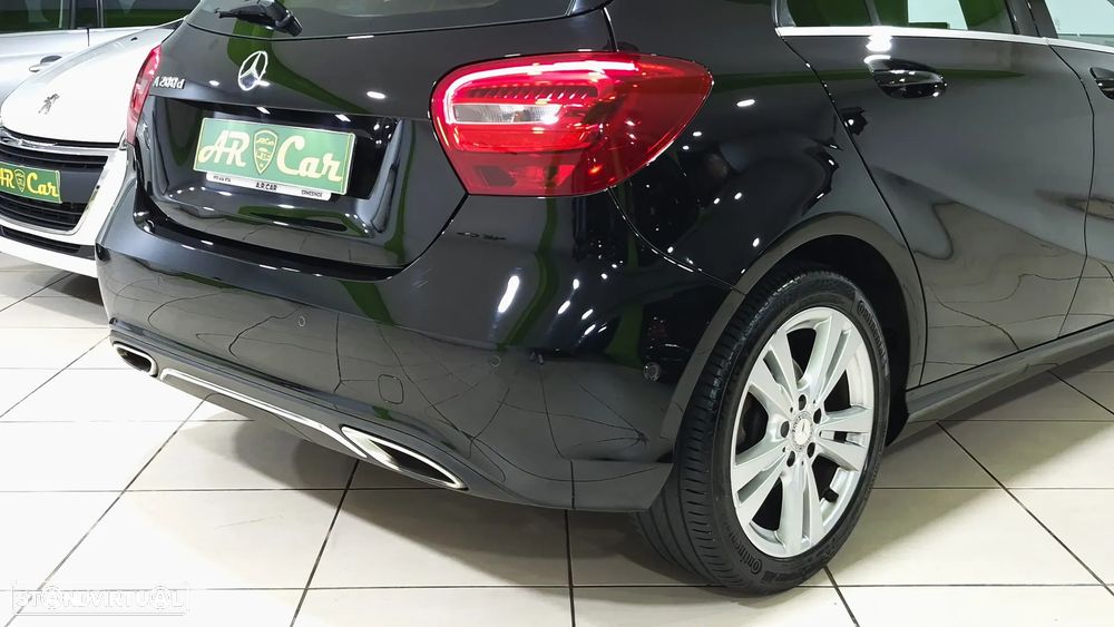 Mercedes-Benz A 200 d Urban - 24