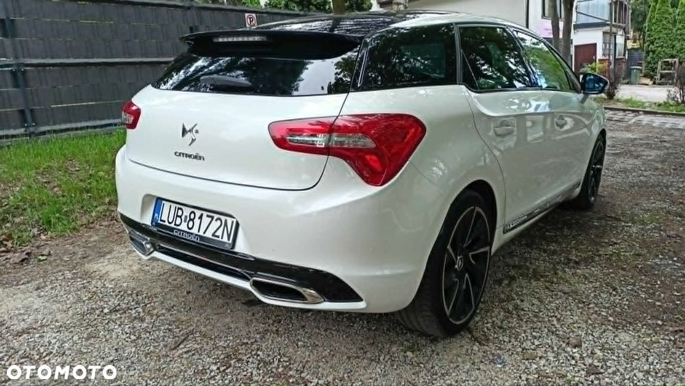 Citroën DS5 HDi 165 SoChic - 9