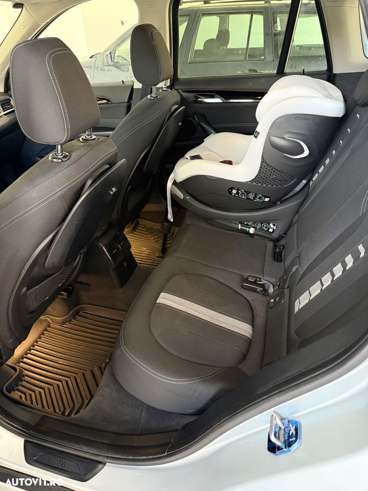 BMW X1 - 10