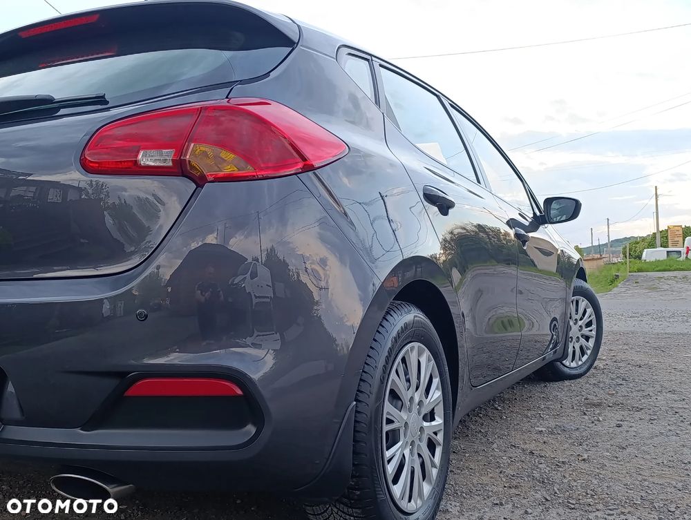 Kia Ceed 1.4 M - 24