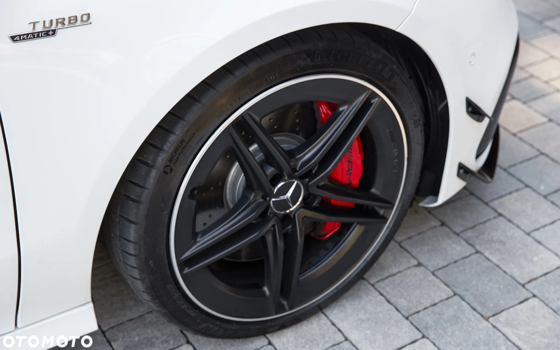 Mercedes-Benz CLA AMG 45 S 4-Matic 8G-DCT - 34