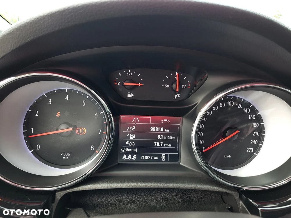 Opel Astra 1.4 T Dynamic - 9