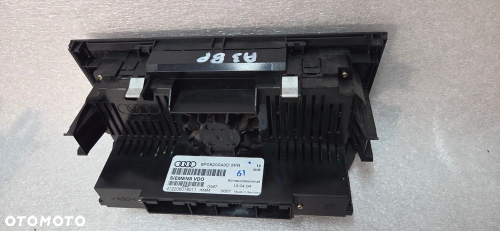 Panel klimatyzacji Audi A3 8P -043D - 3