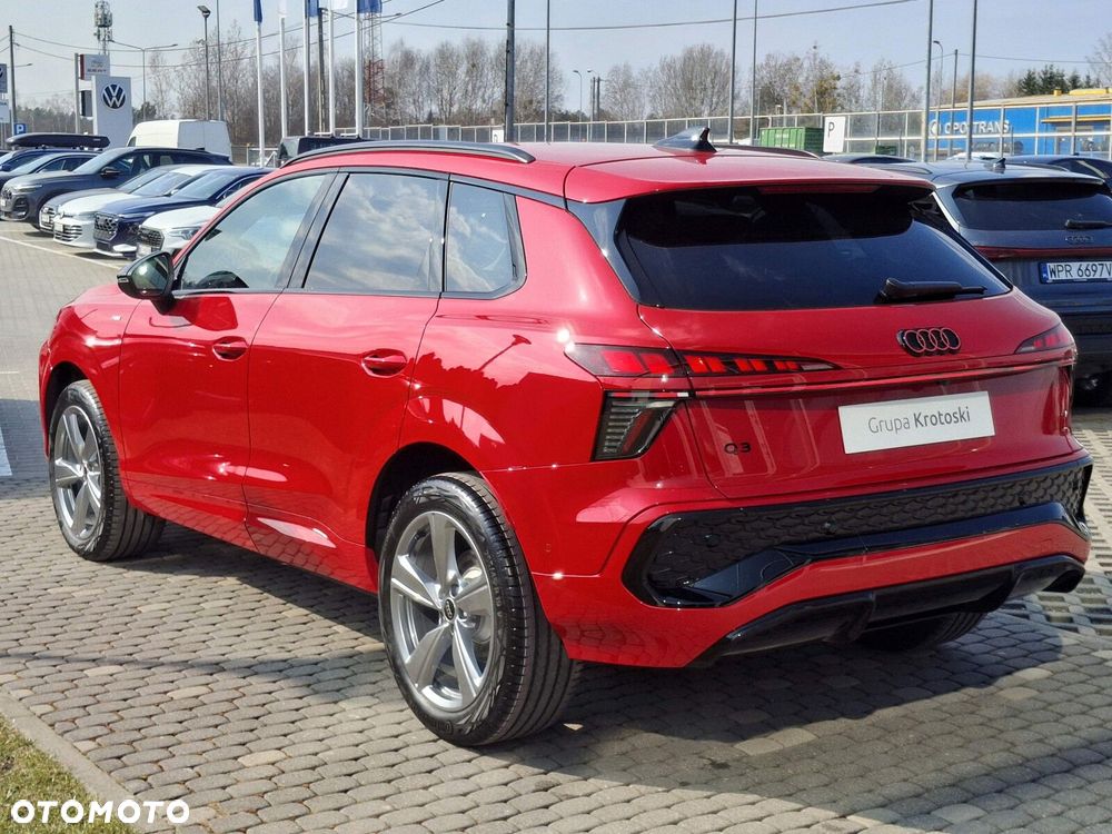 Audi Q3 - 4
