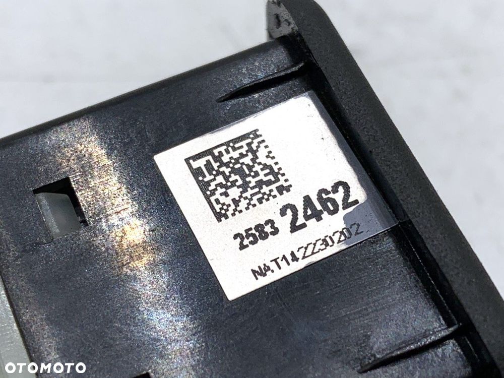 GNIAZDO USB  CHEVROLET CRUZE (J300) 2009 - 2022 1.6 91 kW [124 KM] benzyna 2009 - 2022 25832462 - 4