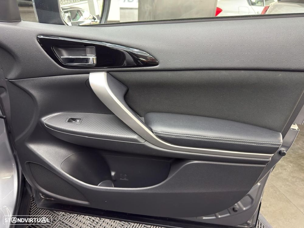 Mitsubishi Eclipse Cross 1.5 MIVEC Intense CVT - 42