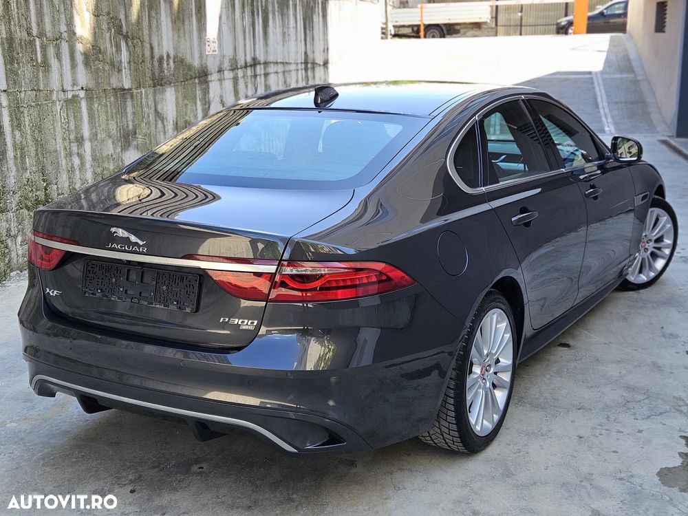 Jaguar XF P300 AWD R-Dynamic S - 5