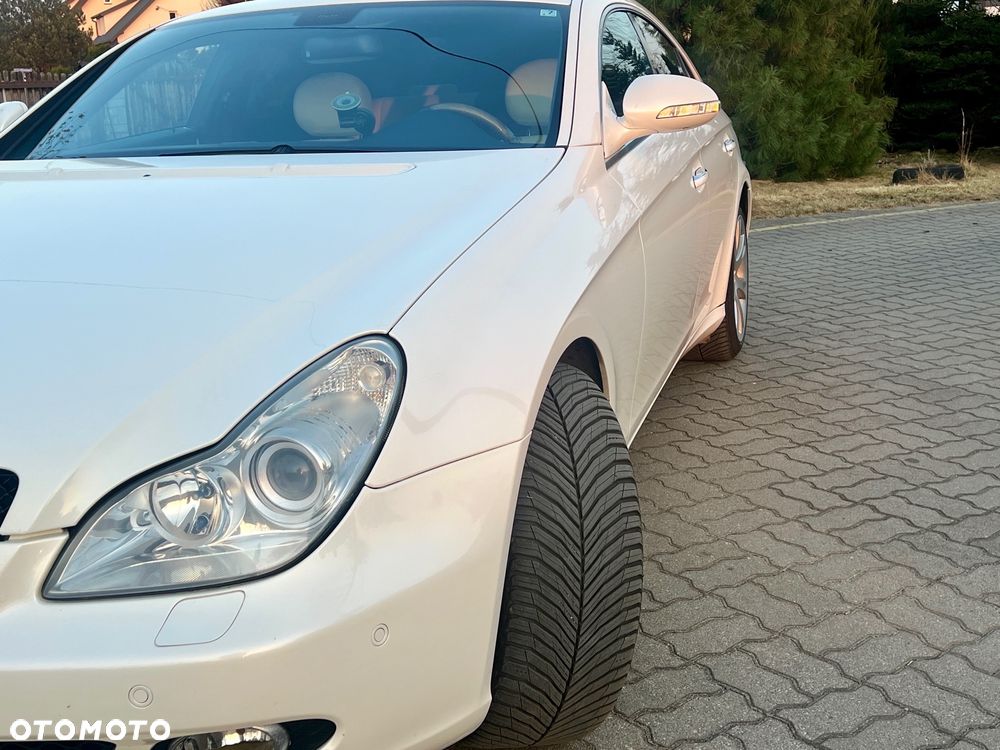 Mercedes-Benz CLS - 6