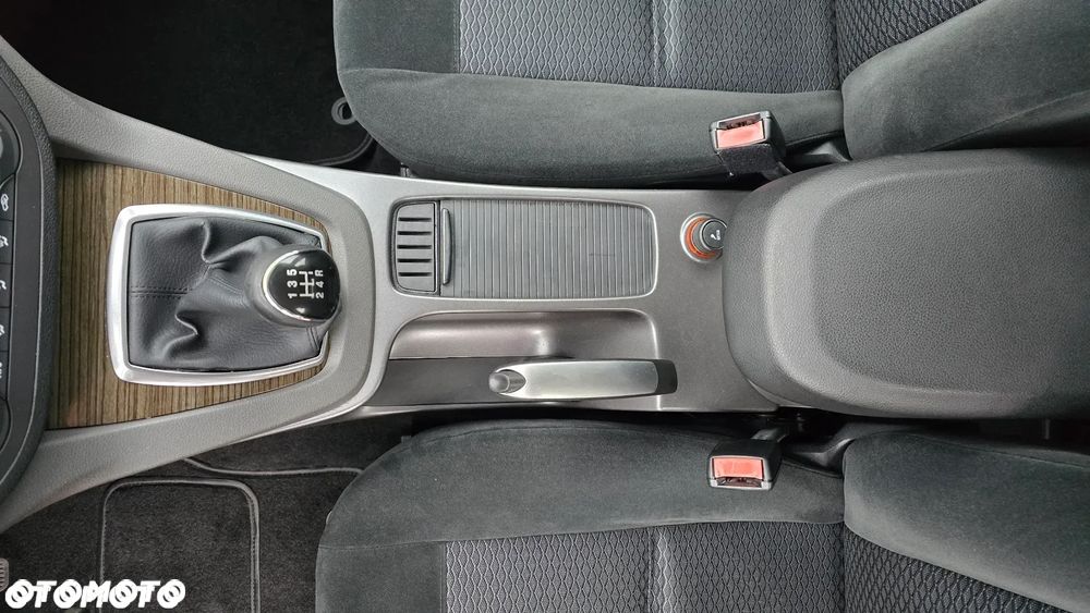 Ford C-MAX 1.8 Ghia - 21