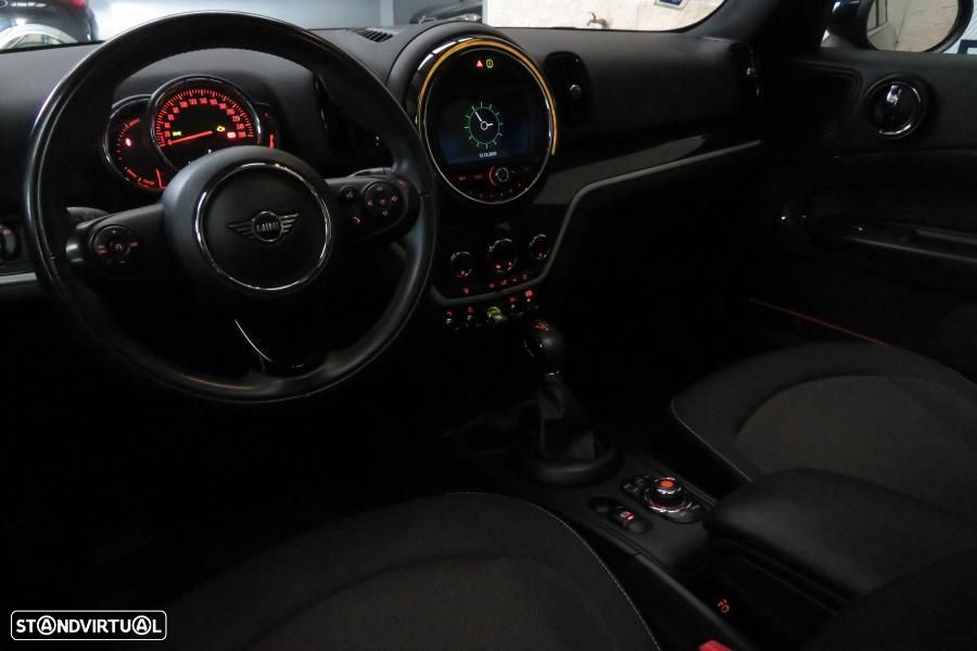 MINI Countryman Cooper SE ALL4 Auto - 22