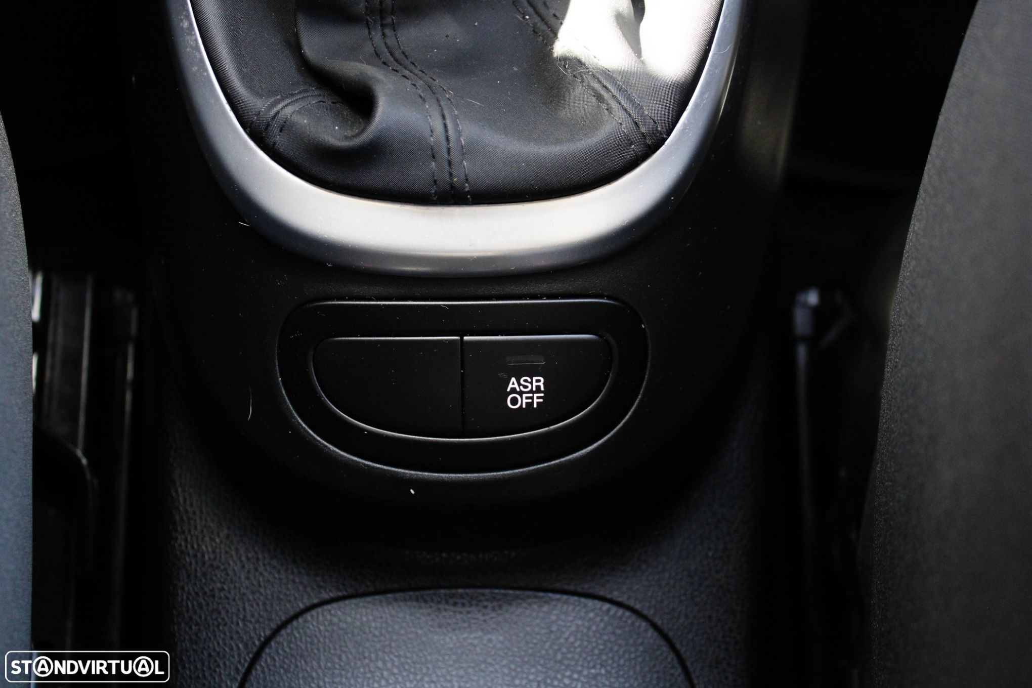 Fiat 500L 1.3 MJ Pop Star S&S - 29