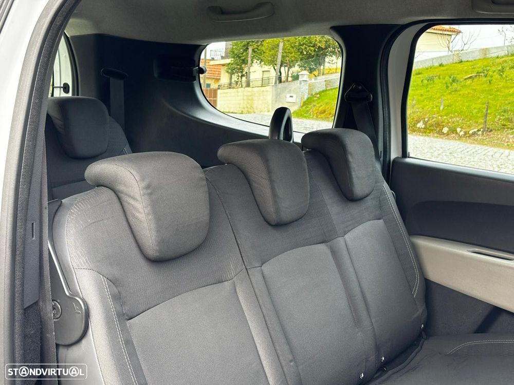 Dacia Lodgy 1.5 dCi Confort 7L - 16