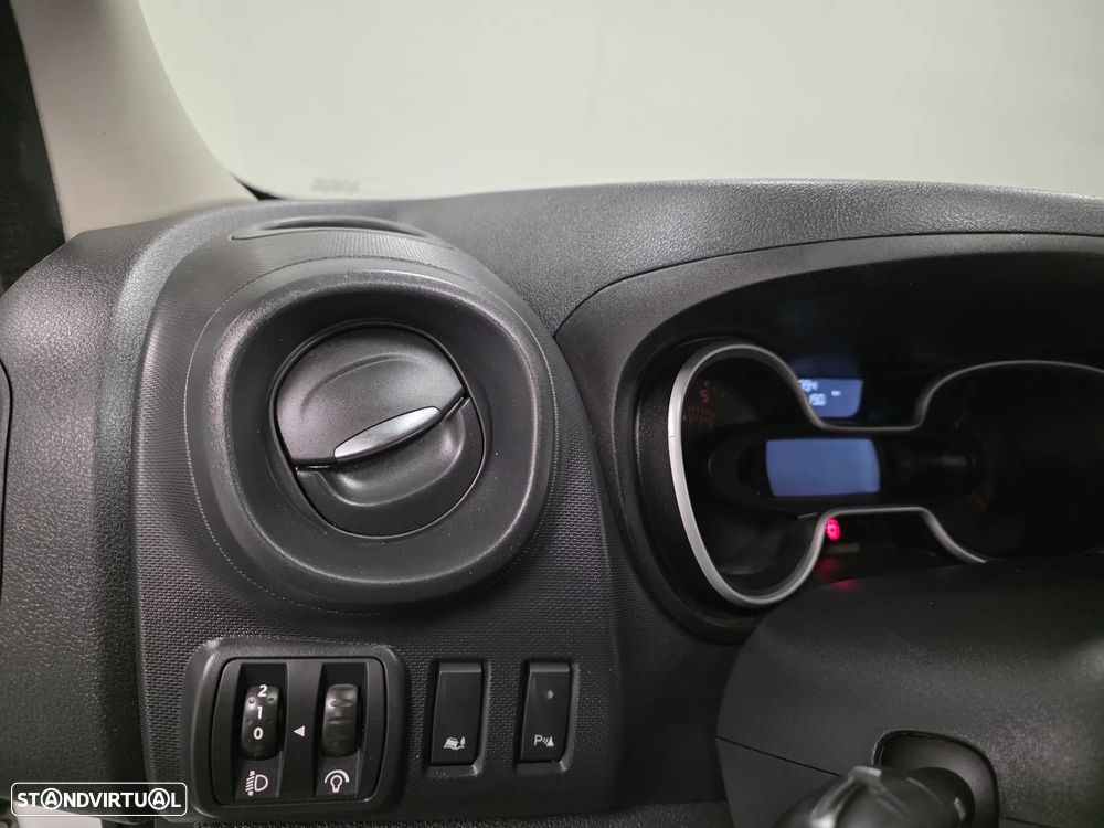 Renault TRAFIC 2.0 DCI 120CV IVA DEDUTIVEL - 55