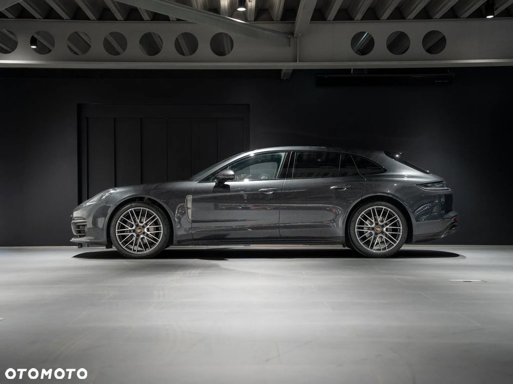 Porsche Panamera 4 Platinum Edition - 2