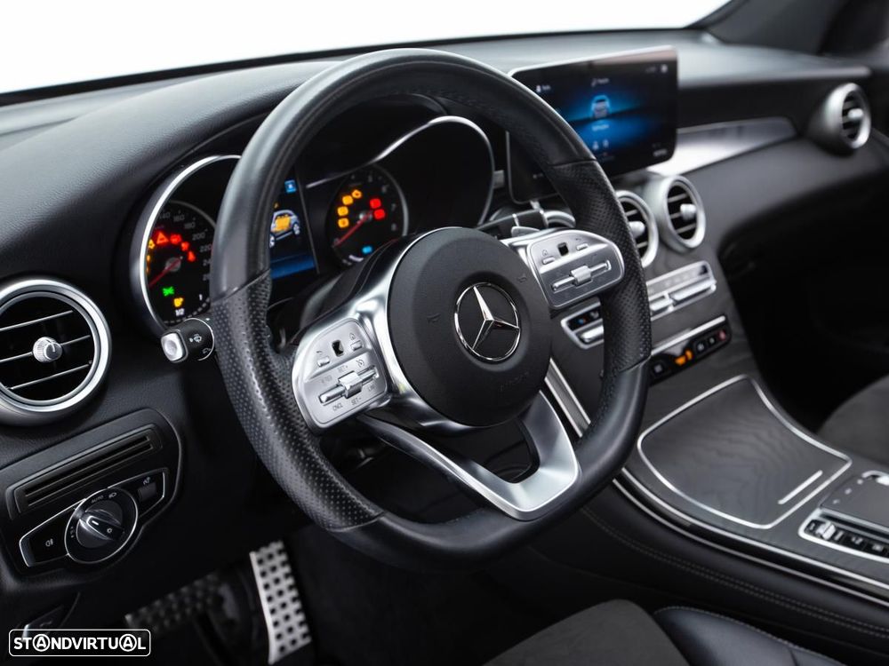 Mercedes-Benz GLC 200 4Matic 9G-TRONIC AMG Line - 23