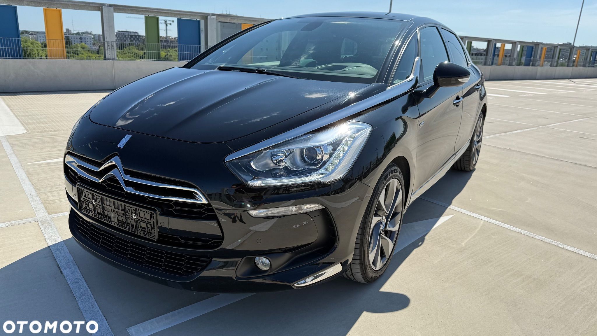 Citroën DS5 Hybrid4 EGS6 SportChic - 1