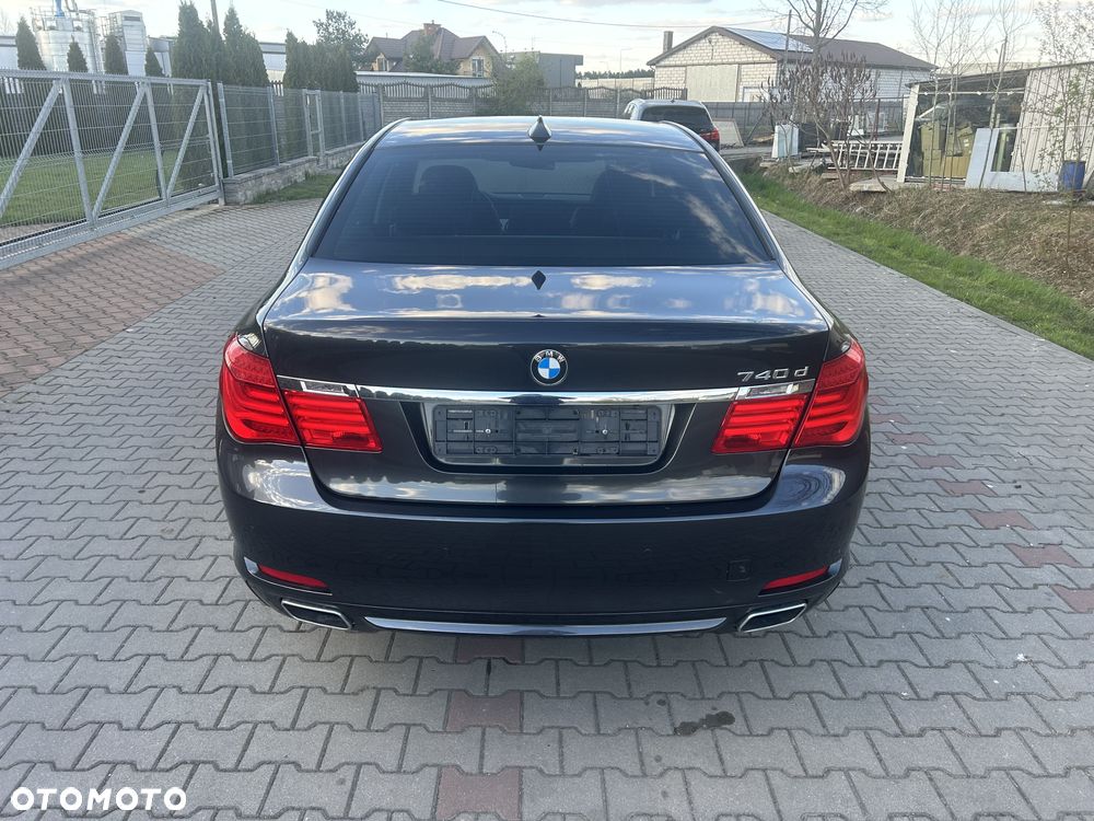 BMW Seria 7 740d - 6