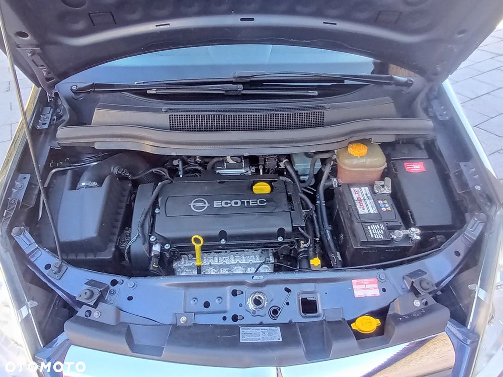 Opel Zafira - 36