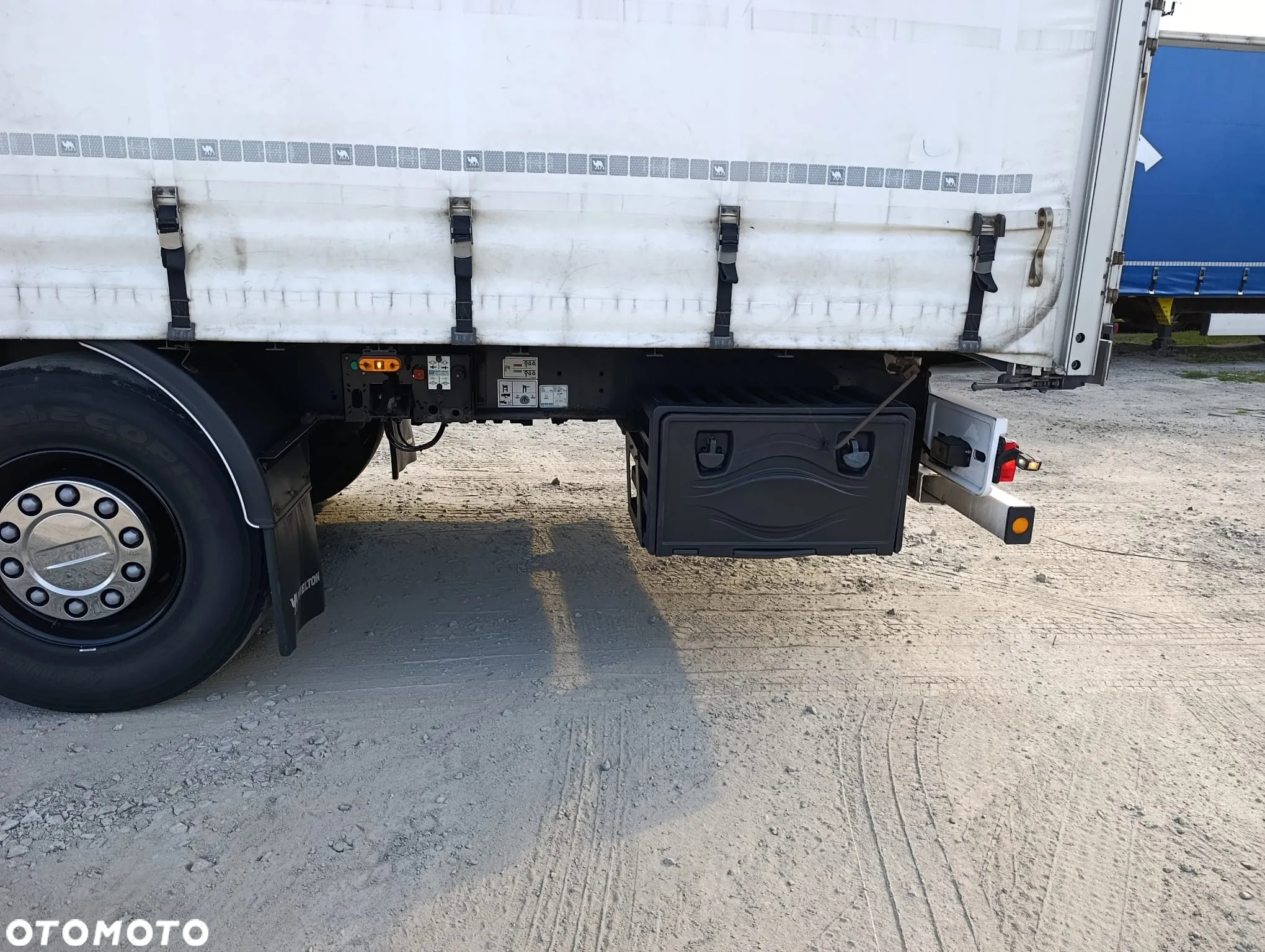 Wielton Naczepa kurtynowa NS3K - 5