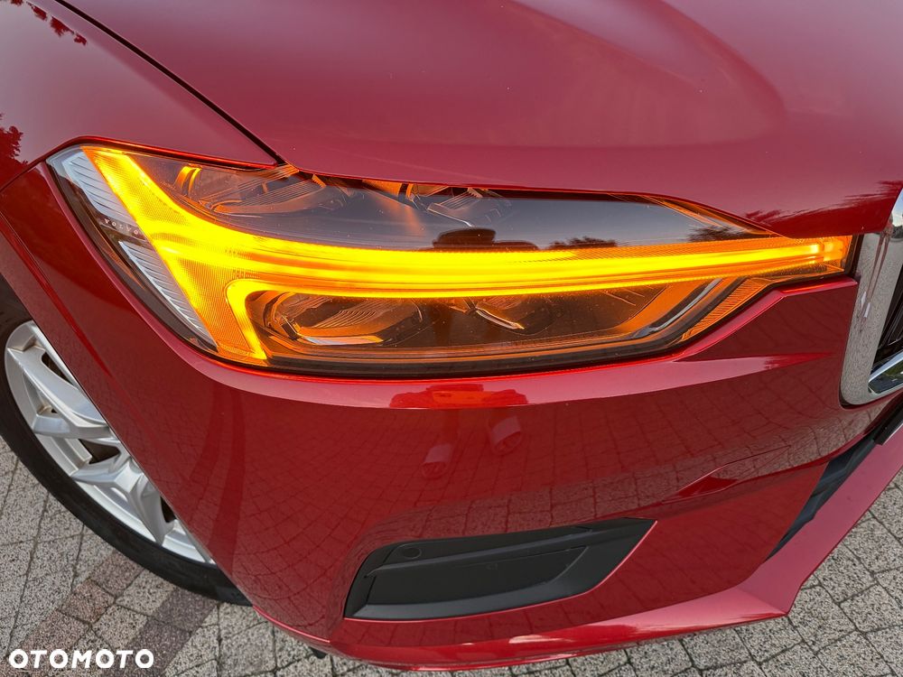 Volvo XC 60 D4 Geartronic Momentum Pro - 11