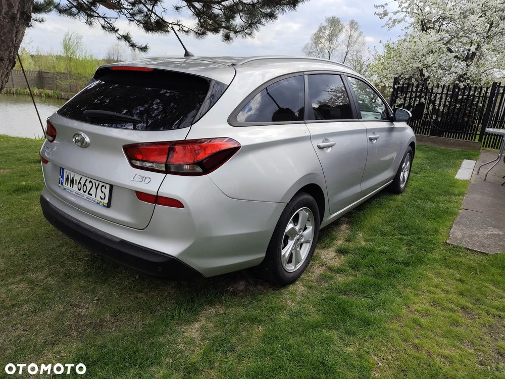 Hyundai i30 1.6 D Classic + - 5