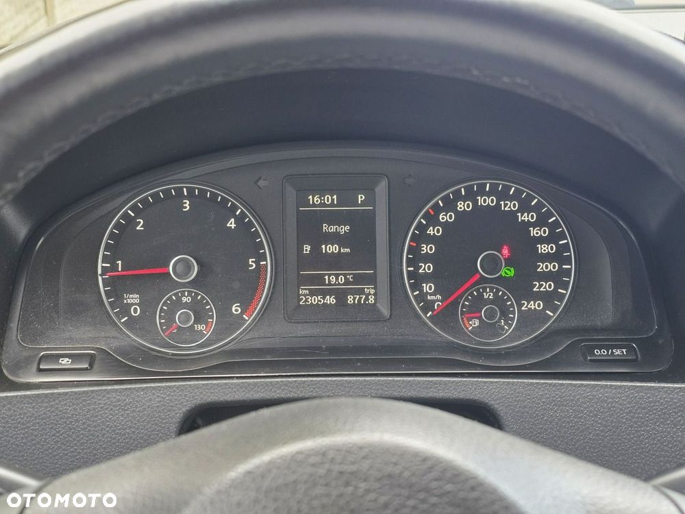 Volkswagen Multivan - 17