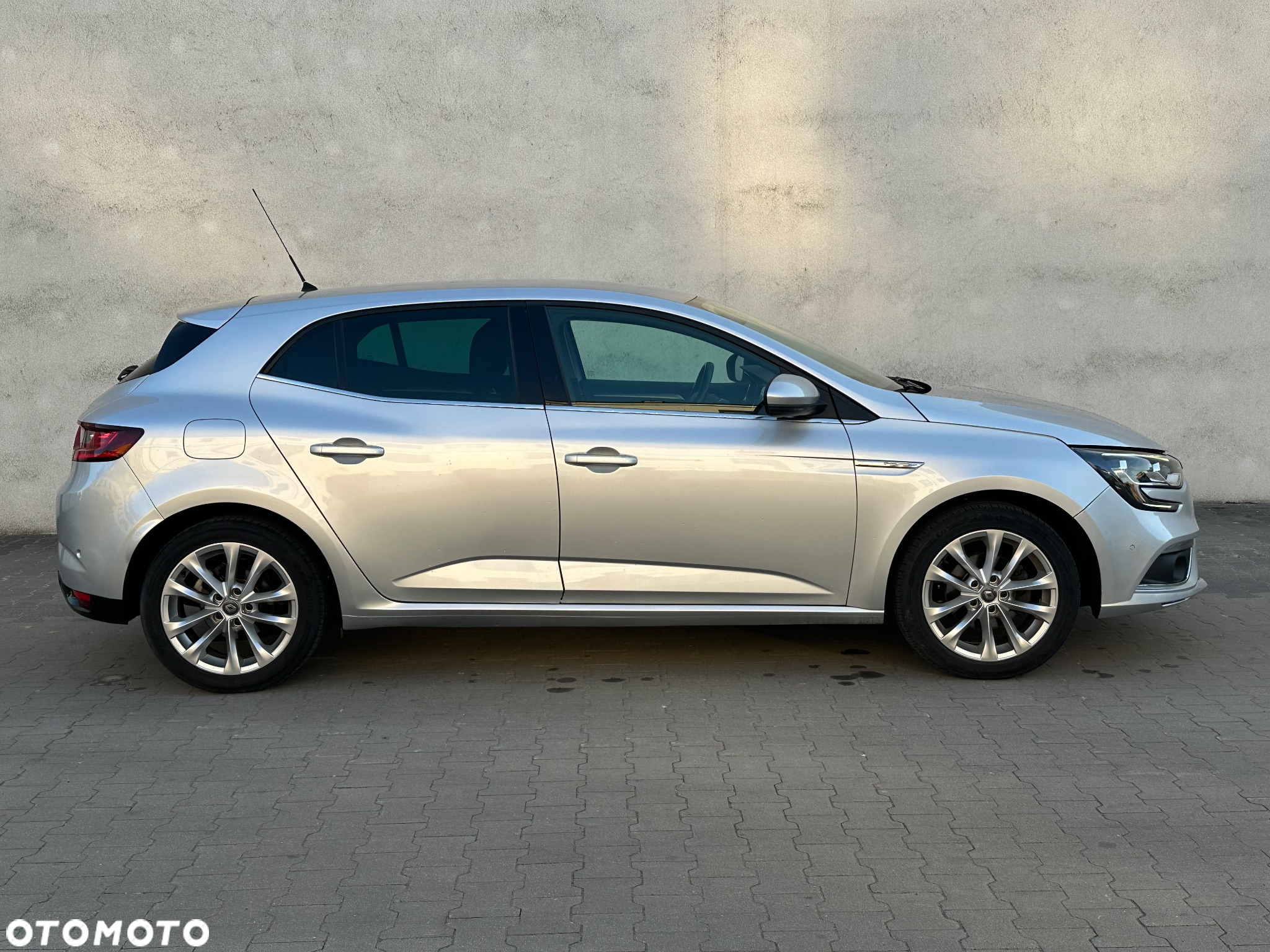 Renault Megane 1.3 TCe FAP Business - 4