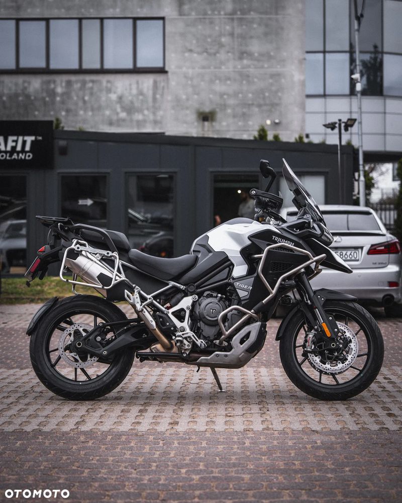 Triumph Tiger - 5