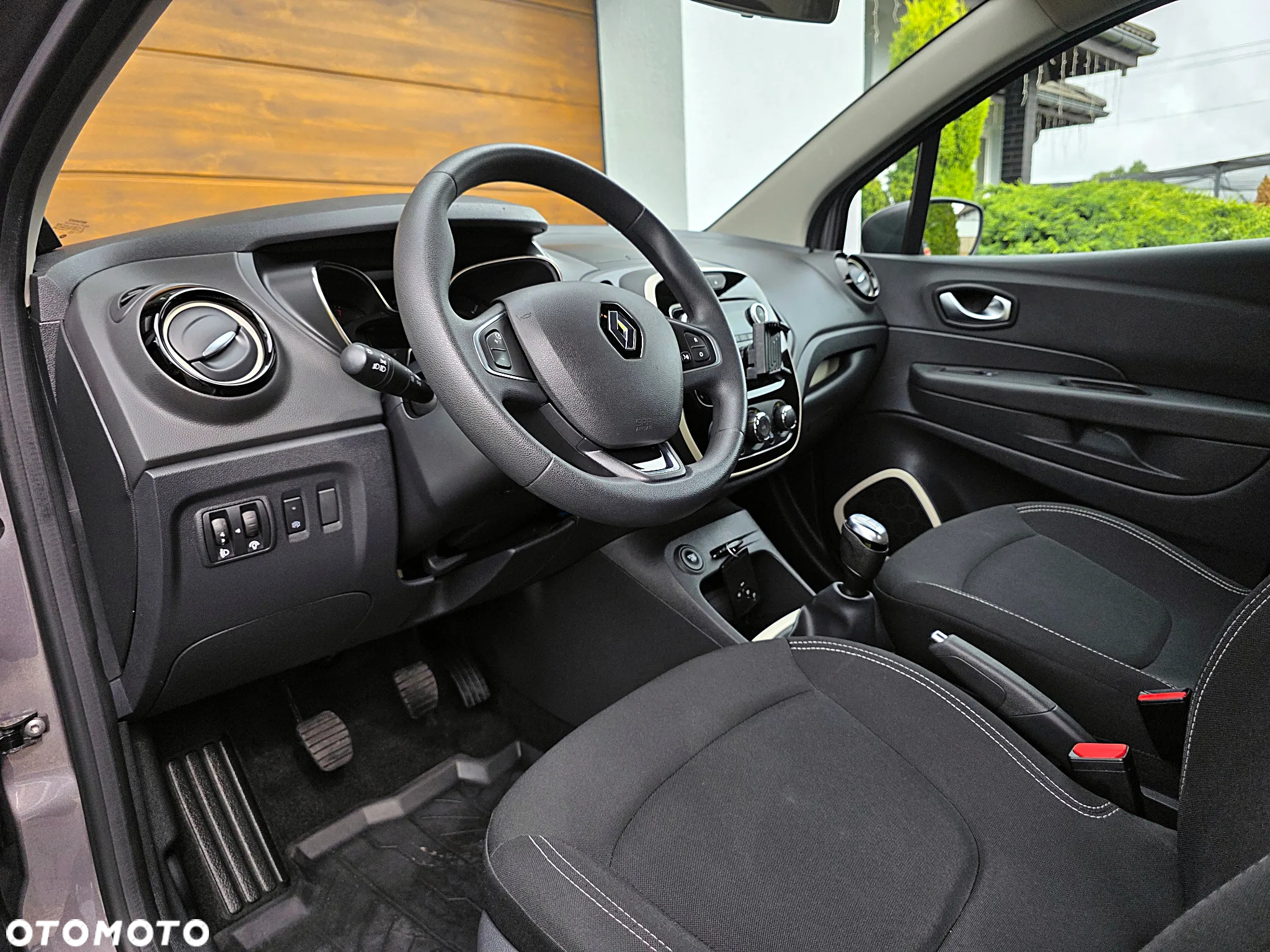 Renault Captur (ENERGY) TCe 90 INTENS - 11