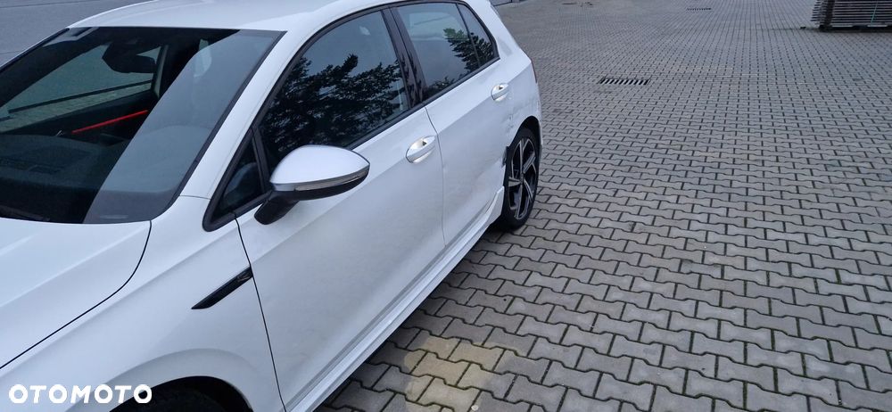 Volkswagen Golf - 21