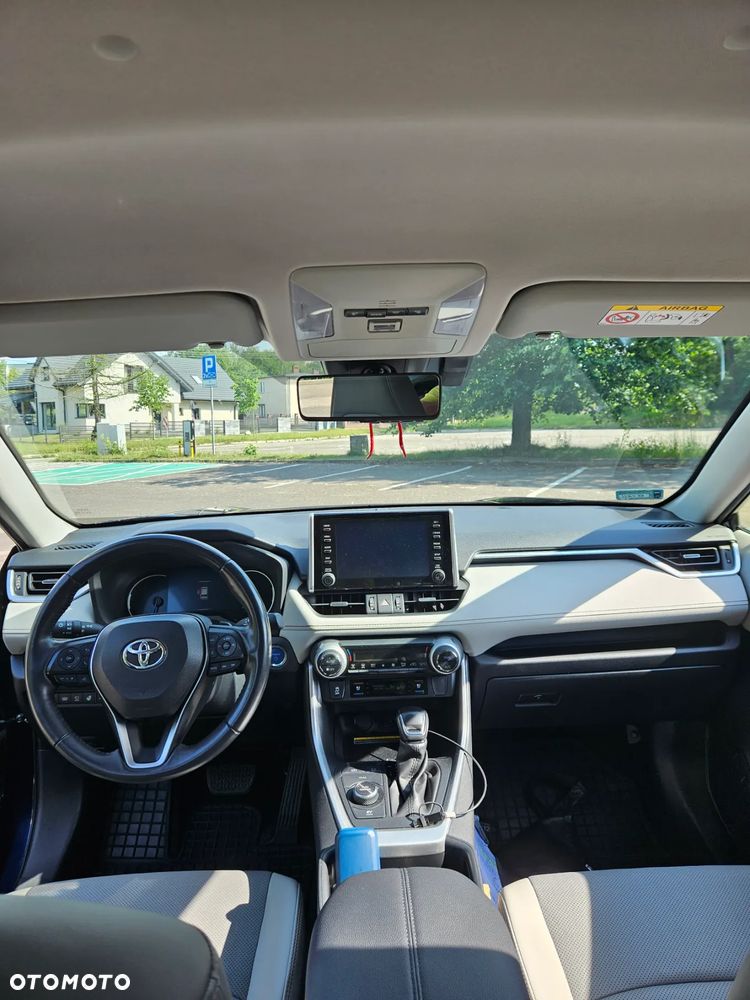 Toyota RAV4 ver-2-5-hybrid-executive-4x4 - 9