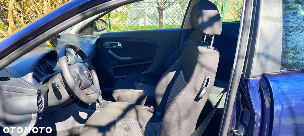 Seat Ibiza SC 1.4 16V Reference - 5