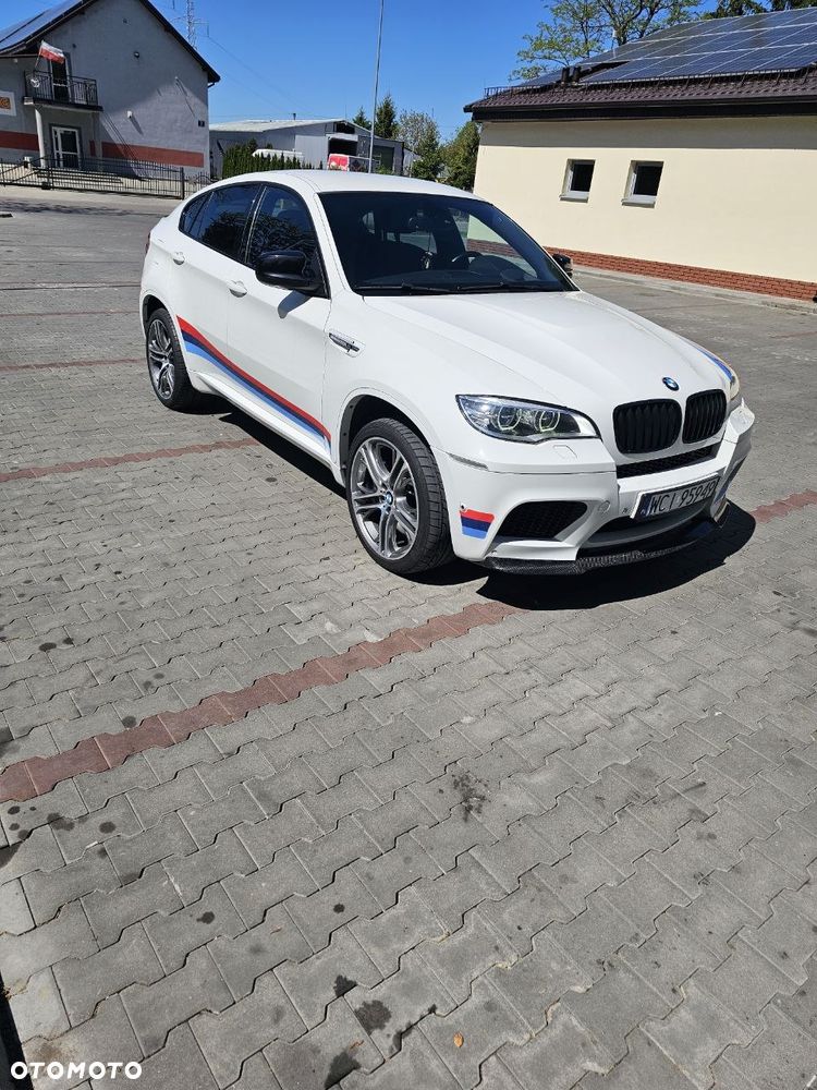 BMW X6M - 19