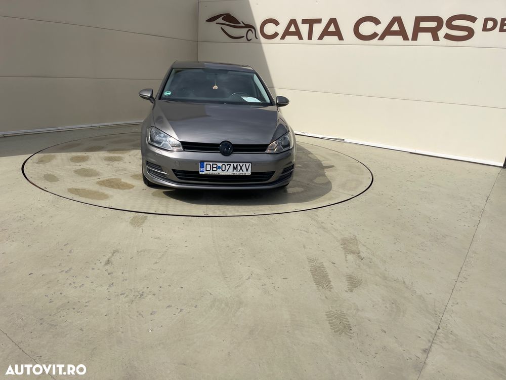 Volkswagen Golf 1.2 TSI BMT Comfortline - 1