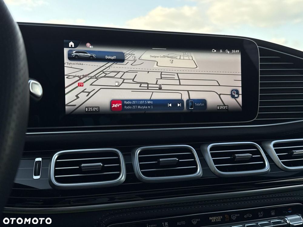 Mercedes-Benz GLS - 28