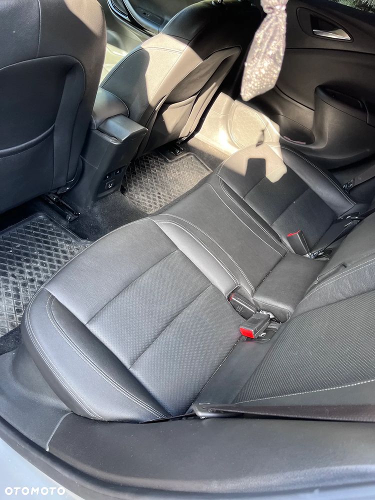 Opel Astra 1.6 CDTI Elite - 17