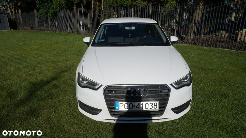 Audi A3 Sportback - 2
