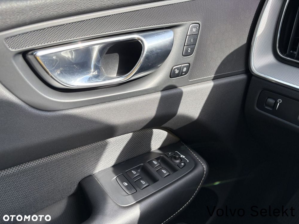 Volvo XC 60 - 20