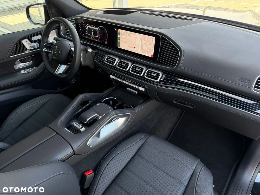 Mercedes-Benz GLS - 14