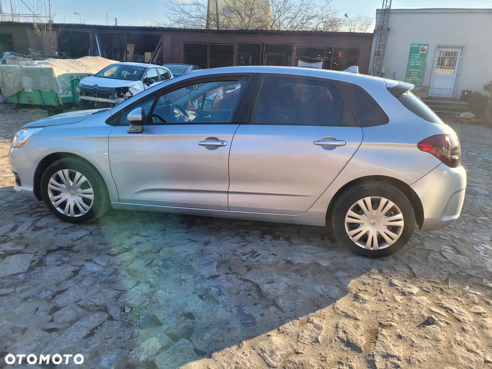 Citroën C4 HDi 90 Tendance - 6