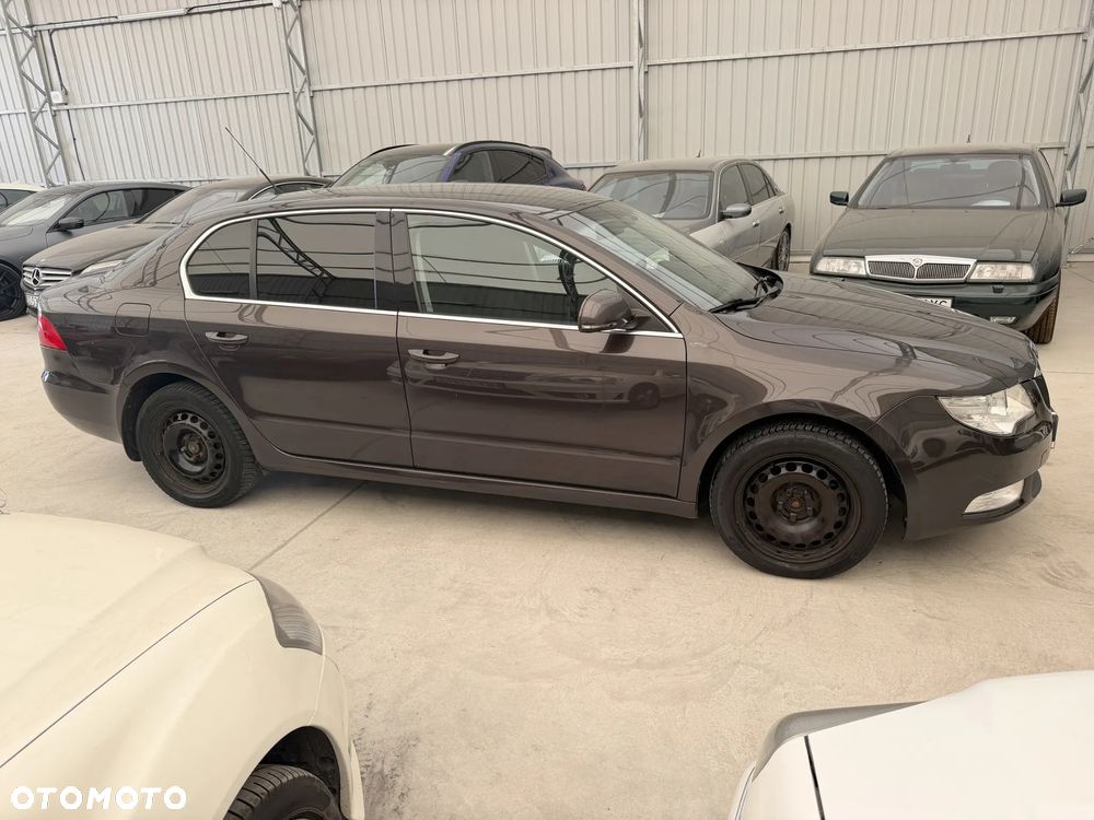 Skoda Superb 1.4 TSI Active - 2