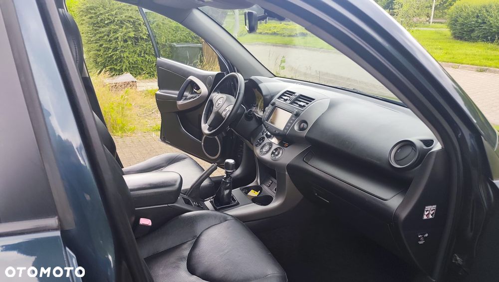 Toyota RAV4 2.2 D-4D 4x2 Travel - 37