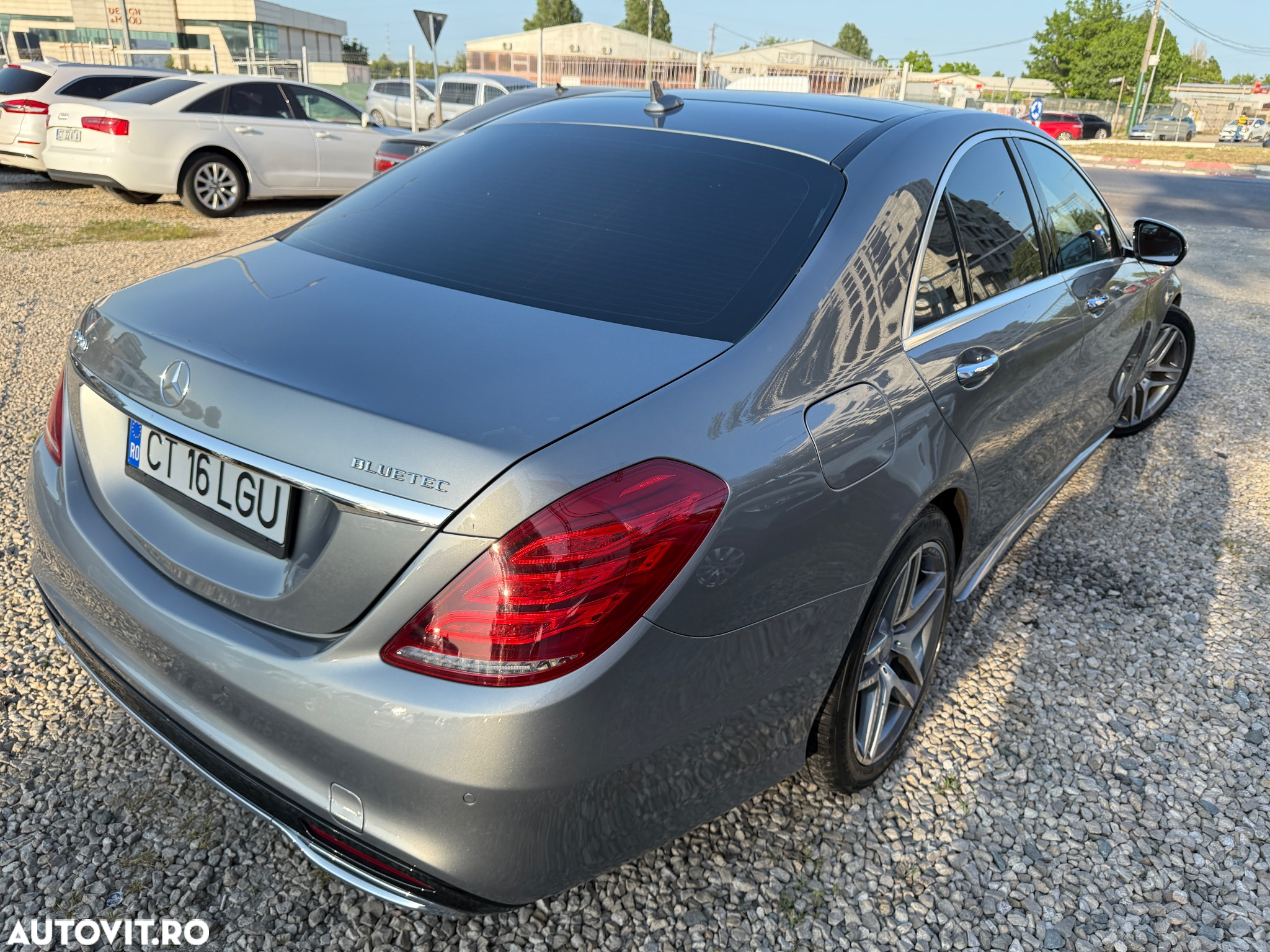 Mercedes-Benz S 350 d 4MATIC BlueTEC Aut - 23