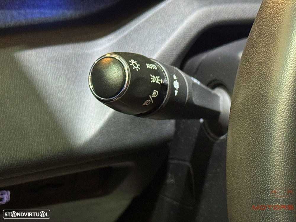 Peugeot 308 1.6 Hybrid Allure Pack e-EAT8 - 23