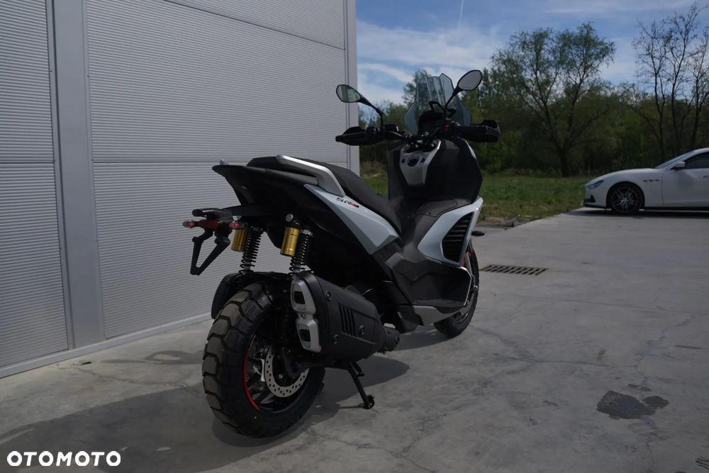 Aprilia SR - 23