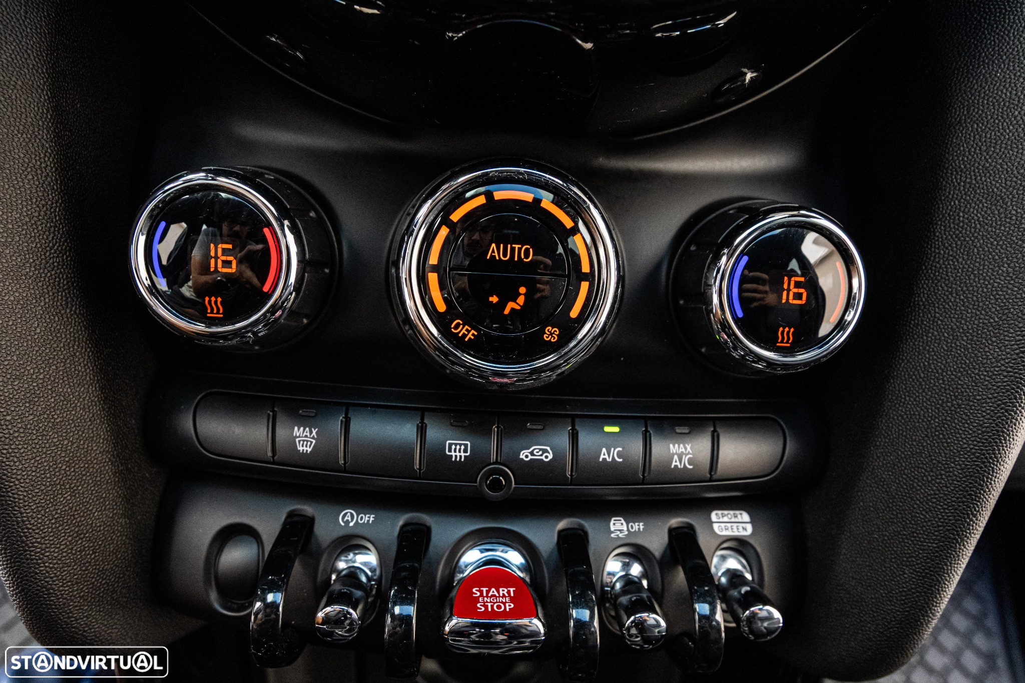 MINI 5 Portas Cooper Aut. Seven Chili - 23