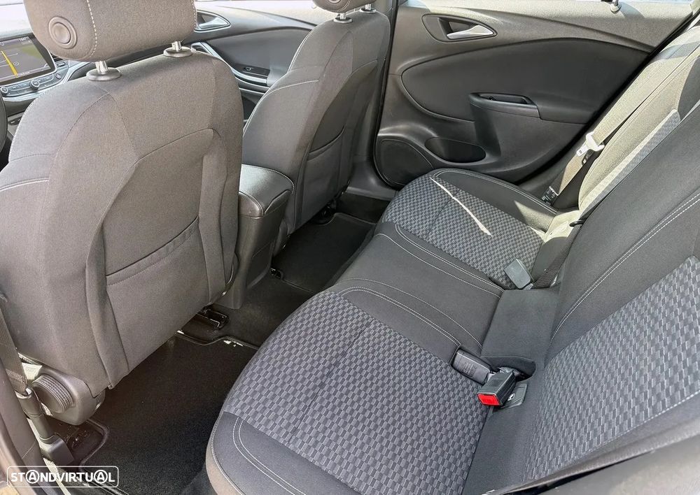 Opel Astra Sports Tourer 1.6 CDTI Dynamic S/S - 11