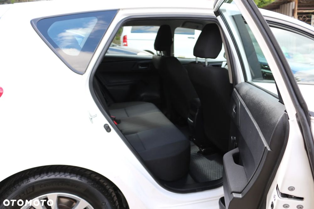 Toyota Auris 1.4 D-4D Active - 12