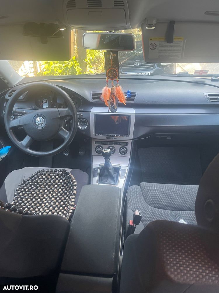 Volkswagen Passat 2.0 TDI Comfortline DPF - 2